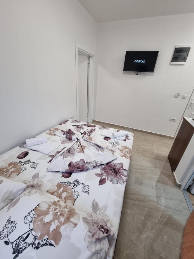 Ebra Lux Apartmani Dobra Voda Zewnętrze zdjęcie