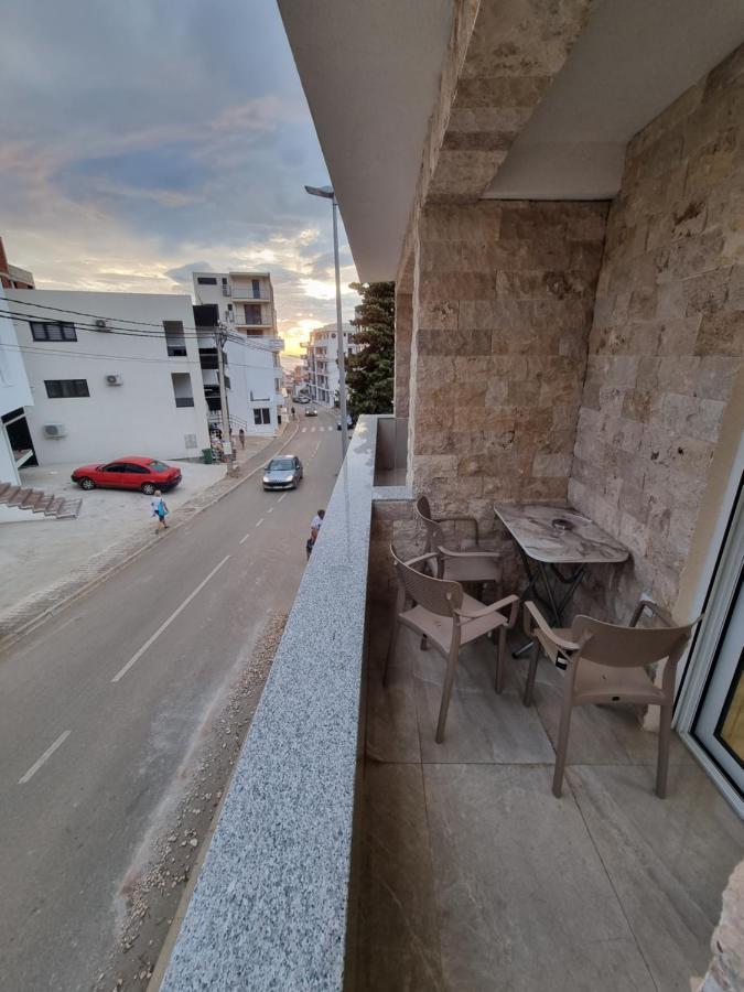 Ebra Lux Apartmani Dobra Voda Zewnętrze zdjęcie